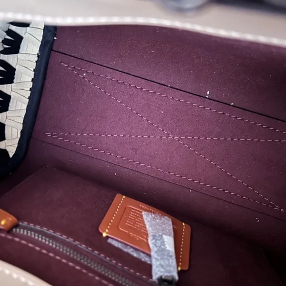 Coach Troupe Carryall With Weaving Bag  1941 new - Picture 6 of 7